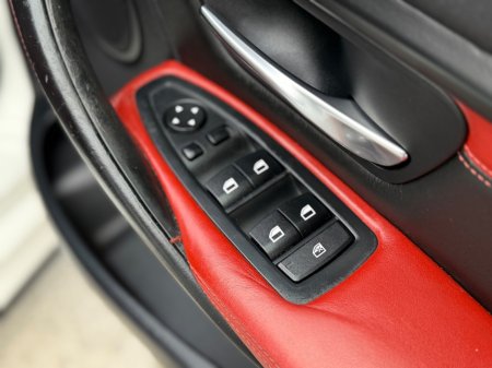 2014 BMW M3 - thumbnail 18