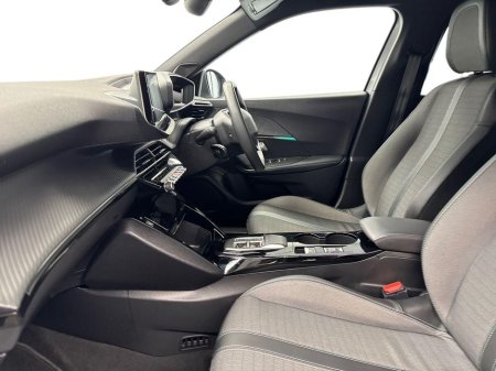 2023 Peugeot 2008 - thumbnail 2