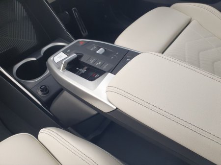 2026 BMW iX2 - thumbnail 10