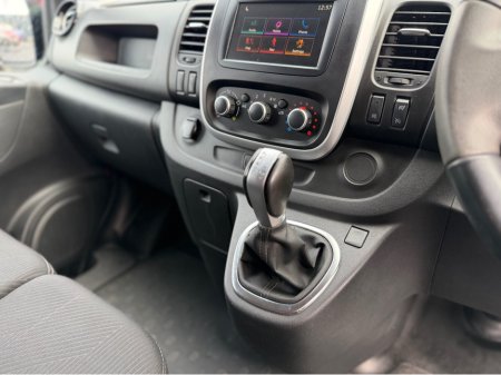 2020 Renault Trafic LL30 ENERGY - 2.0L DIESEL- AUTO - 12M WARRANTY - CAR: 1773 €14,950 thumbnail