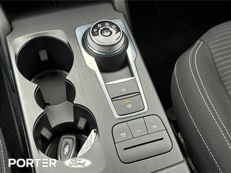 2024 Ford Kuga 2.5 PHEV TITANIUM 225PS *AUTO* €35,950 thumbnail