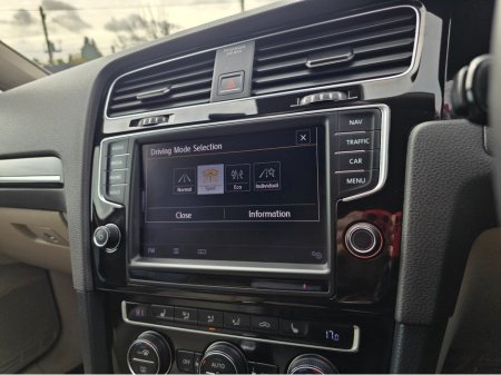 2015 Volkswagen Golf - thumbnail 18