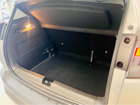 2024 Opel Crossland X 2024 DIESEL High Spec Best Value Front & Rear Park Assist Rear View Camera Apple Car Play www.bolands.ie Est.1955 €21,950 thumbnail