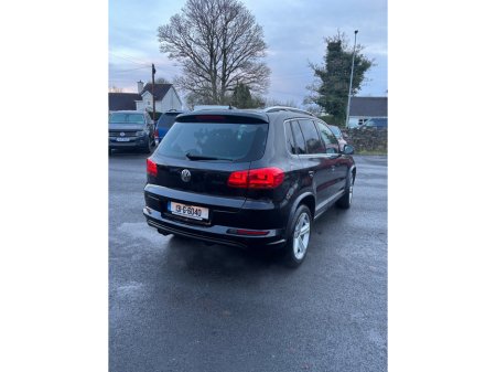 2013 Volkswagen Tiguan 2.0 R LINE TDI 177PS 5DR €12,250 thumbnail