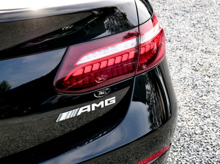 2021 Mercedes-Benz E Class - thumbnail 15