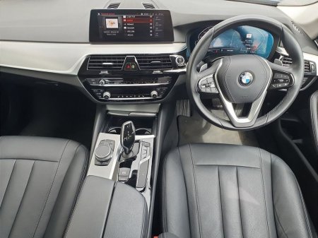 2020 BMW 5 Series 520d SE Auto €32,995