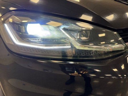 2018 Volkswagen Golf - thumbnail 20