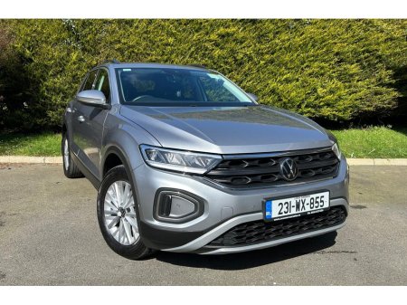 2023 Volkswagen T-Roc - thumbnail 1