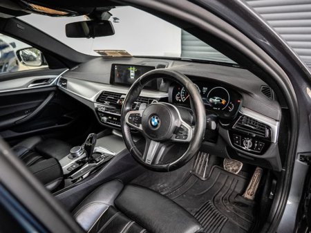 2019 BMW 5 Series - thumbnail 8