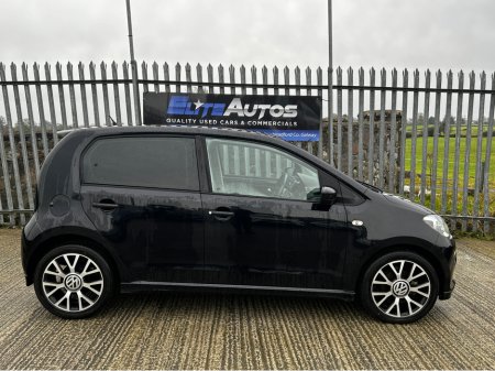 2012 Volkswagen up! Move UP! Automatic 1.0 €7,500 thumbnail