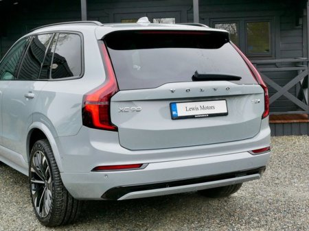 2026 Volvo XC90 - thumbnail 13