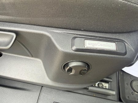 2023 Volkswagen Caddy C20 COMMERCIAL PRO TD TDI €23,250 thumbnail