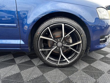 2012 Audi A3 - thumbnail 3