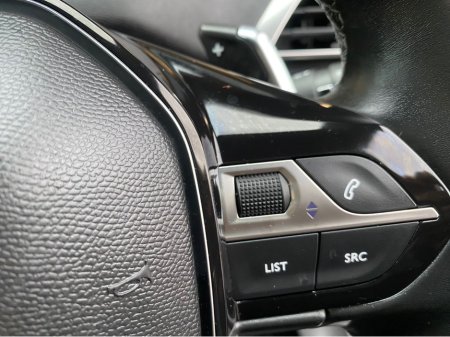 2023 Peugeot 3008 - thumbnail 18