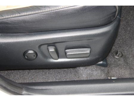 2017 Toyota Rav4 - thumbnail 18