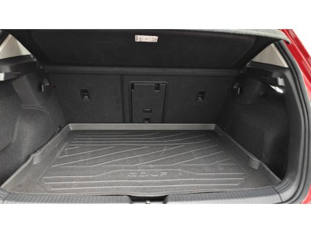 2024 Volkswagen Golf - thumbnail 9