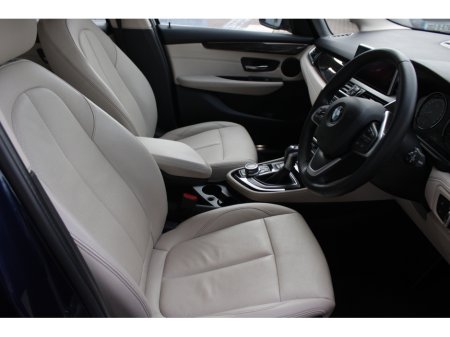 2019 BMW 2 Series - thumbnail 11