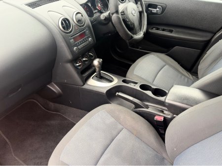 2012 Nissan Qashqai 1.6 CVT XE €4,950 thumbnail