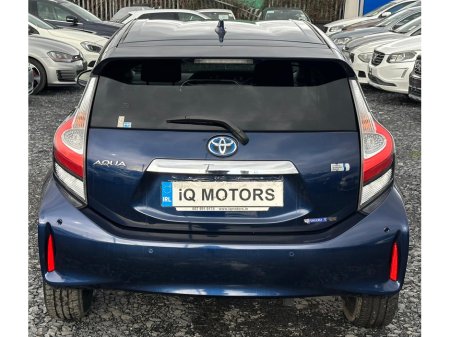 2019 Toyota Aqua - thumbnail 5