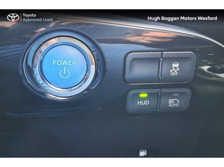 2017 Toyota Prius - thumbnail 14