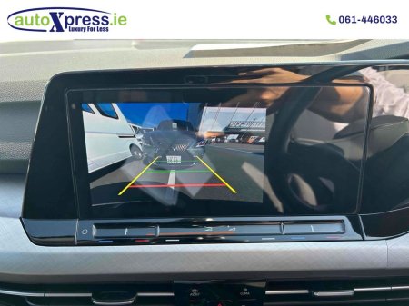 2022 Volkswagen Golf 2.0 TDI Automatic, Reversing camera €29,995 thumbnail