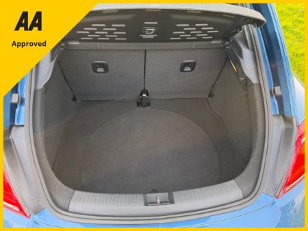 2017 Volkswagen Beetle - thumbnail 9