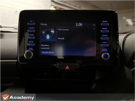 2022 Toyota Yaris Hybrid Luna 4DR Auto €19,490 thumbnail