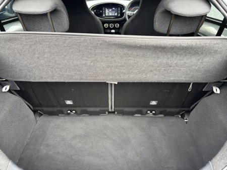 2022 Toyota Aygo 1.0 VVT-i x-play Smartphone €13,900 thumbnail