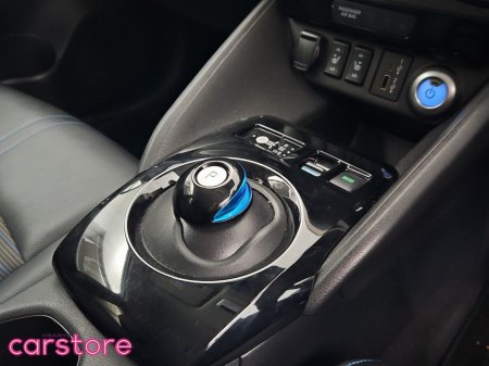 2023 Nissan Leaf - thumbnail 19