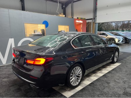 2020 BMW 5 Series €32950 2020 BMW 530E LUXURY EDITION JOY+ 2.0 AUTOMATIC / CRUISE CONTROL / 360° PARKING CAMERA / ELECTRIC MEMORY & HEATED SEATS / HEATED REAR SEATS / AMBIENT LIGHTS €32,950 thumbnail