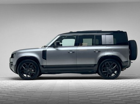 2024 Land Rover Defender HSE X-DYNAMIC P400E €87,990 thumbnail