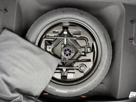 2026 Kia Niro HEV MY26 €41,800 thumbnail