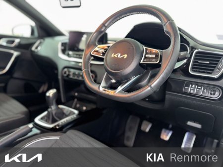2024 Kia Ceed 1.6D Mhev GTL MY23 5DR €25,995 thumbnail