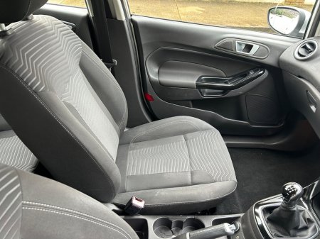 2015 Ford Fiesta 1.0 EcoBoost 65PS S/S Zetec €7,950 thumbnail