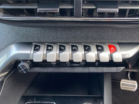 2023 Peugeot 3008 - thumbnail 21