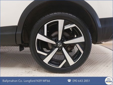 2018 Nissan Qashqai - thumbnail 25