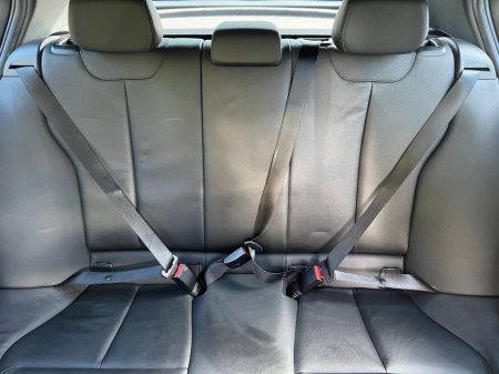 2018 BMW 1 Series - thumbnail 12