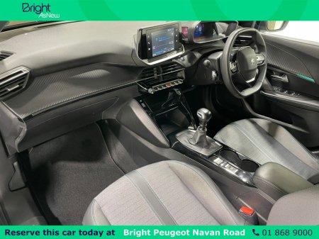 2023 Peugeot 2008 - thumbnail 16