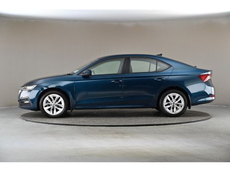 2023 Skoda Octavia 1.0TSI AMBITION 110BHP 6SPD €25,890 thumbnail