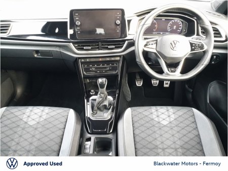2023 Volkswagen T-Roc 2.0TDI 116BHP R-LINE WITH REAR VIEW CAMERA AND WINTER PACK €31,950 thumbnail