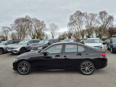 2021 BMW 3 Series - thumbnail 2