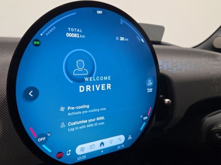 2025 MINI Hatch - thumbnail 8