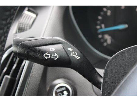 2018 Ford Focus - thumbnail 22