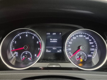 2017 Volkswagen Golf **HIGHLINE**ONLY 63000KMS**ALCANTARA SEATS*17" ALLOYS**BLIND SPOT WARNING**LANE ASSIST**KEYLESS ENTRY AND START**ADAPTIVE CRUISE CONTROL**DUAL ZONE CLIMATE CONTROL*REVERSE CAMERA*BLUETOOTH STREAMI €16,949 thumbnail