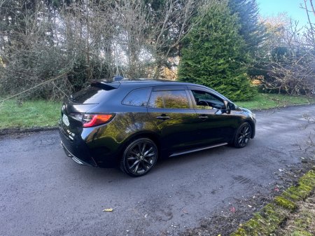 2021 Toyota Corolla - thumbnail 2