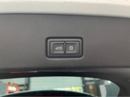 2023 Audi Q4 e-tron - thumbnail 8