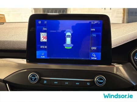 2020 Ford Focus 1.0T EcoBoost Hybrid 125PS Titanium €19,995 thumbnail