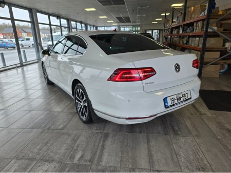 2019 Volkswagen Passat - thumbnail 7