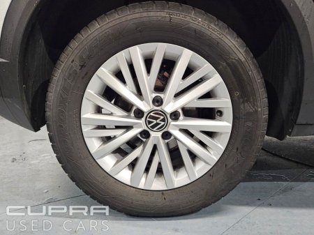 2023 Volkswagen T-Roc - thumbnail 6