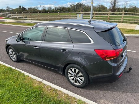 2016 Kia Ceed ESTATE 1.6 EX 5DR *IMMACULATE CONDITION* , Media Connection, Bluetooth, Parking Sensors, Folding Rear Seats, AUX Input, Daytime Running Lights, Fog La €11,900